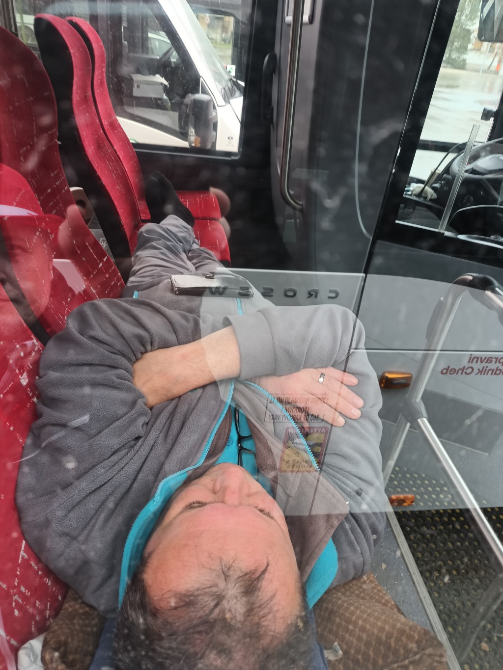 Opravdovářehole_copy_1024x1365