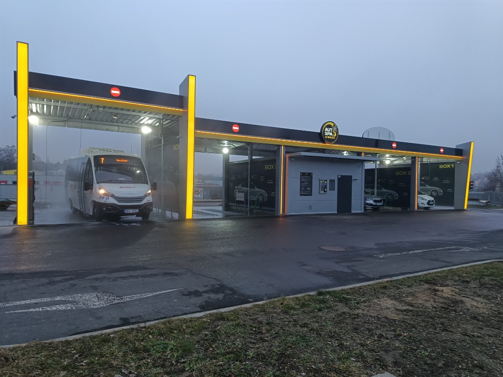 Nové masážní a lázeňské středisko pro busy